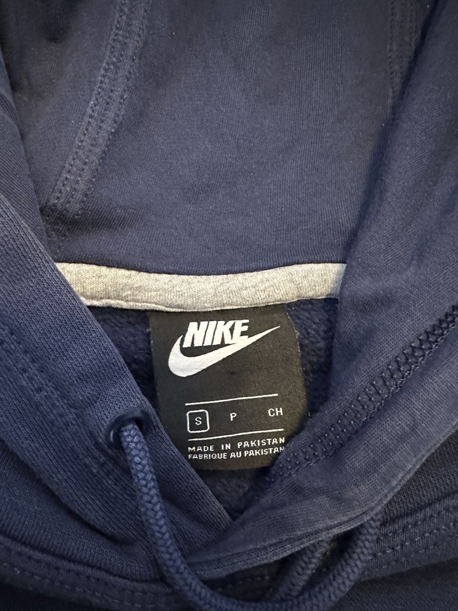 Nike Pulls & Sweat-shirts: NIKE Pullover (S) – D'occasion à Walchwil par Ser_y8w5 2