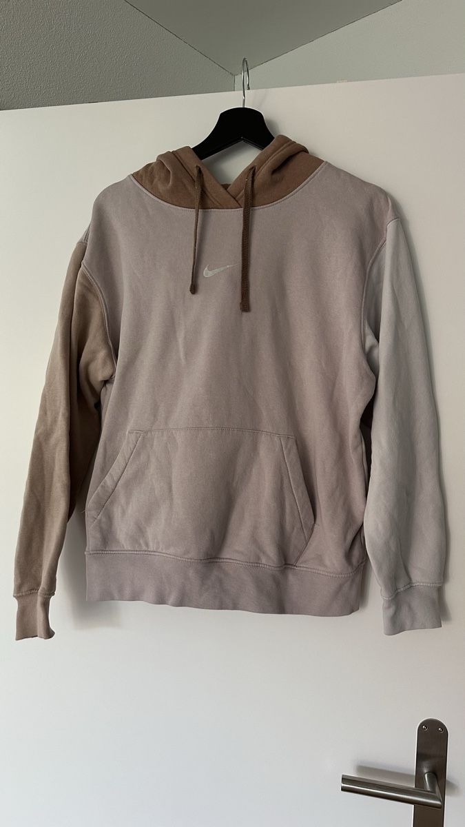 Nike Maglioni & Felpe: Nike Hoodie – Usato da Burgdorf venduto da Keev3