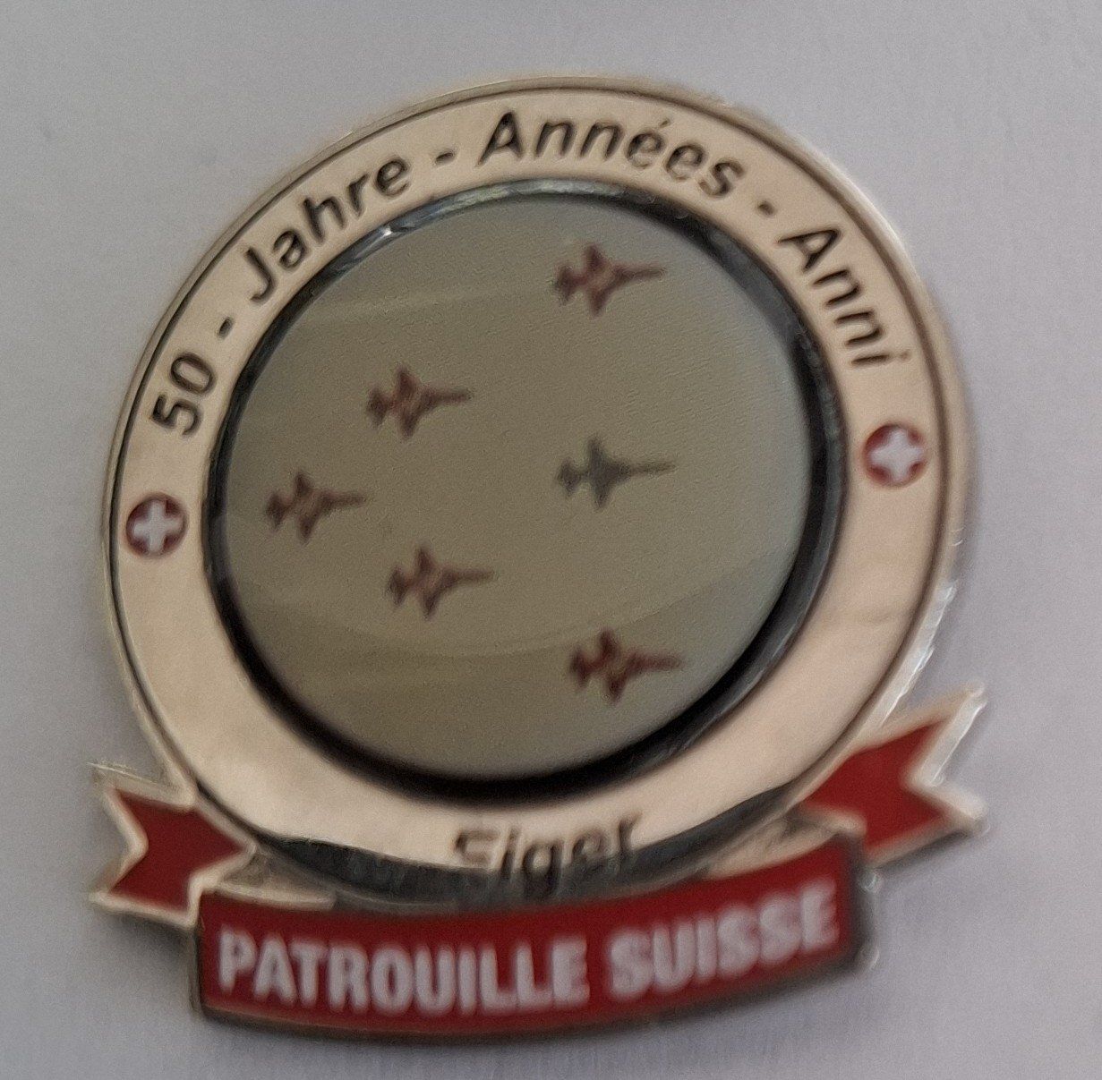 Schweizer Armee Placchette & Badge: Patrouille Suisse Eiger – Usato da Hinterkappelen venduto da Schampus