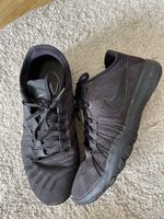 Nike Turnschuhe Damen (kleines gr 40)