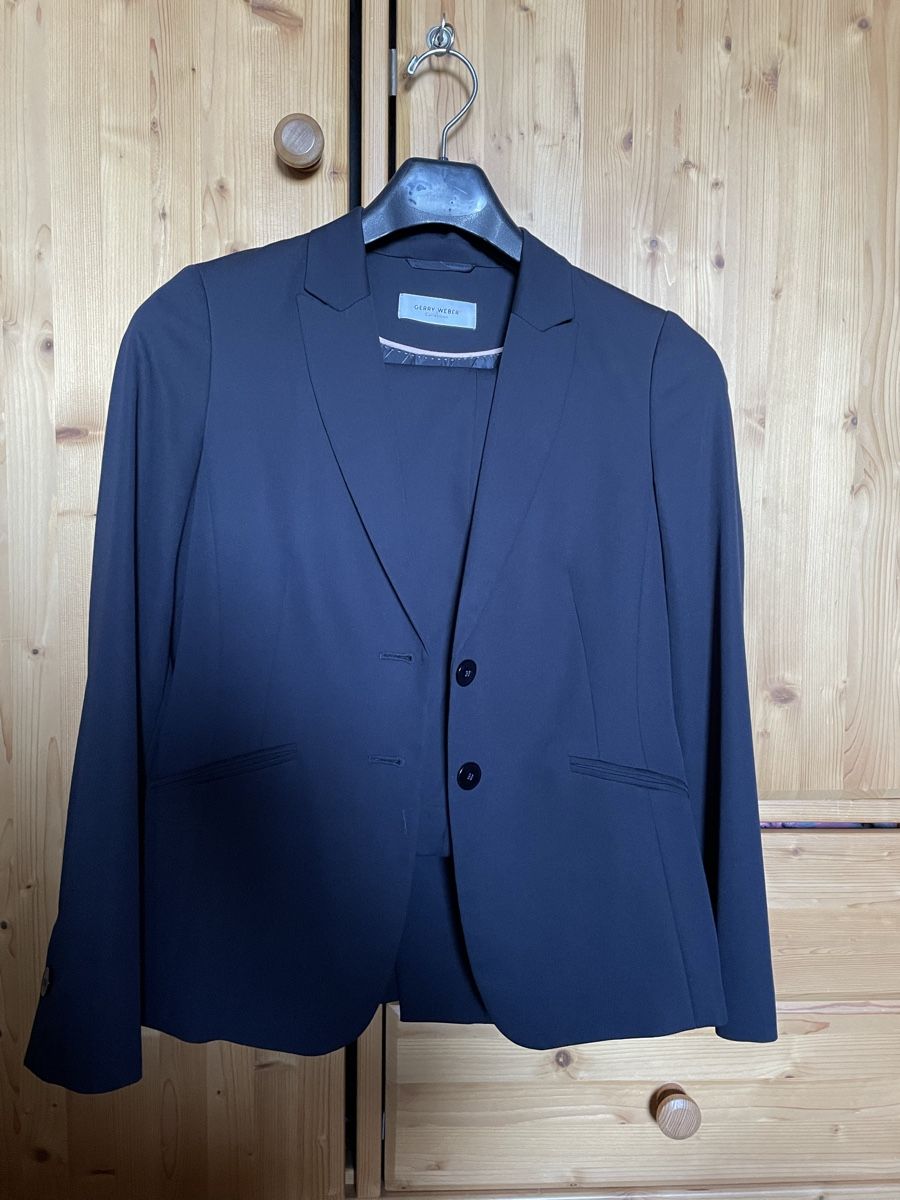 Gerry Weber Completi & Tailleur: Gerry Weber Blazer und NOS Hose, Gr. 36 – Usato da Zugerberg venduto da rob_jl6j