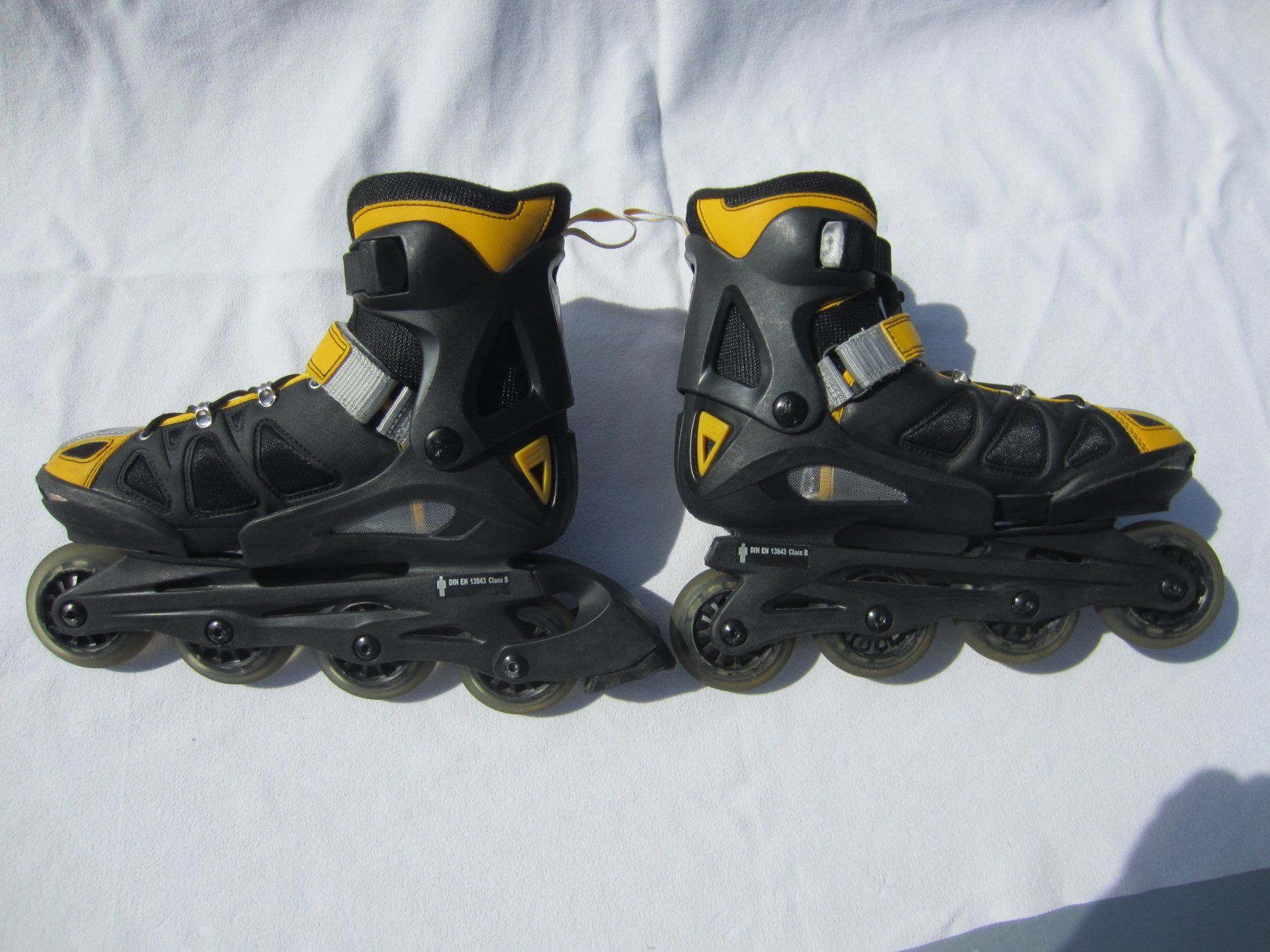 Pattini in linea & Pattini a rotelle: ROLLERBLADE Inlineskate Gr. 36-40 verstellbar – Usato da Sursee venduto da Tschiger 3