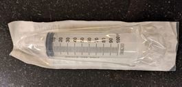 Dosierspritzen 100 ml mit Schlauch, 20 Stk, TCM Anwendungen 