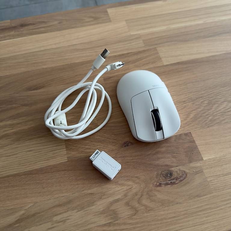 Pulsar Mouse: Pulsar Xlite V3 – Nuovo (secondo la descrizione) da Widen venduto da flavio_marchi 2