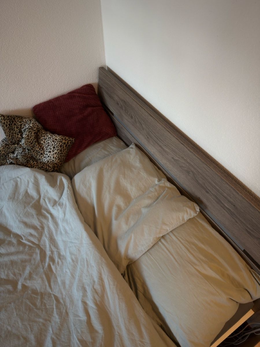 Letti: Schönes 140x200 Bett zu verkaufen – Usato da Jona venduto da s5andro5 4