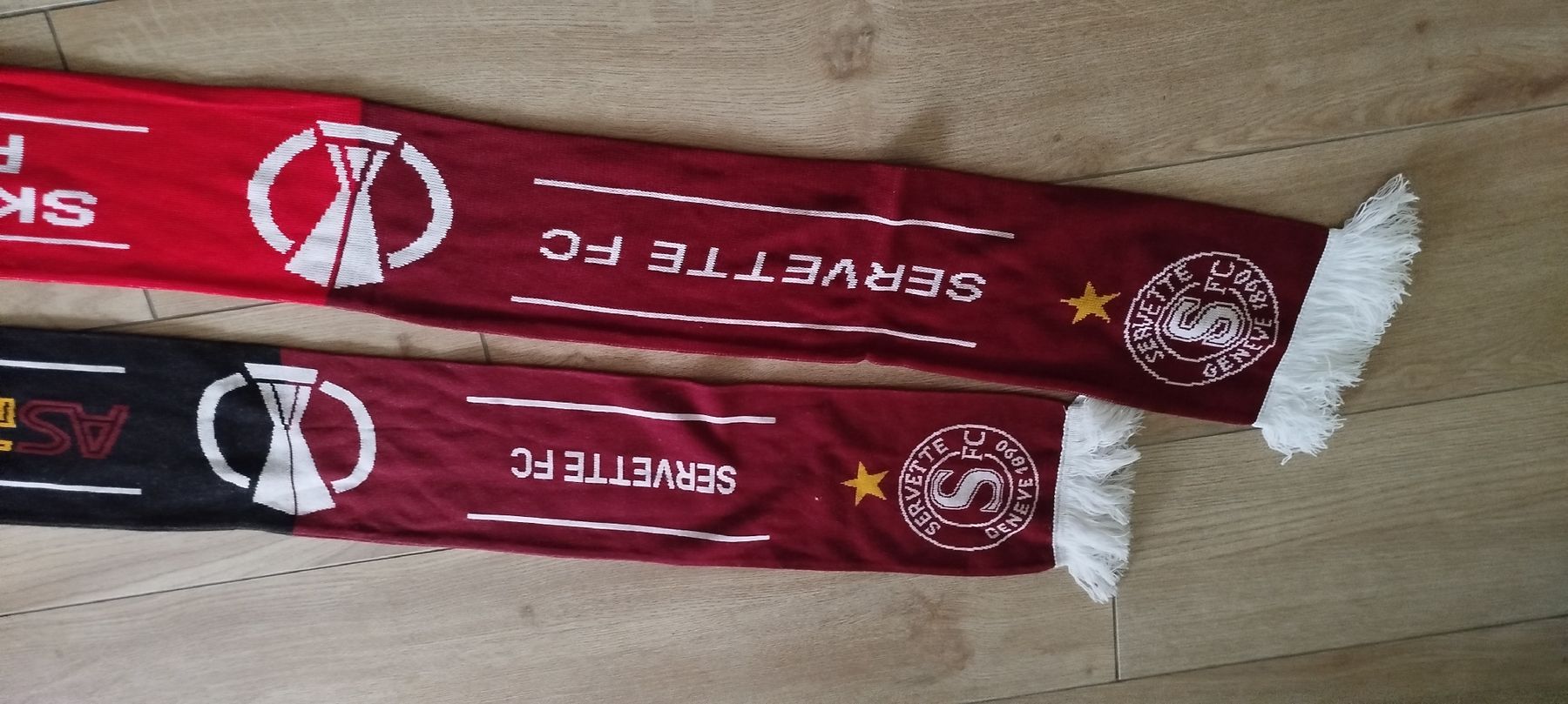 Foulard & Sciarpe: deux écharpes Servette fc – Usato da Genève venduto da Octo-puces 1
