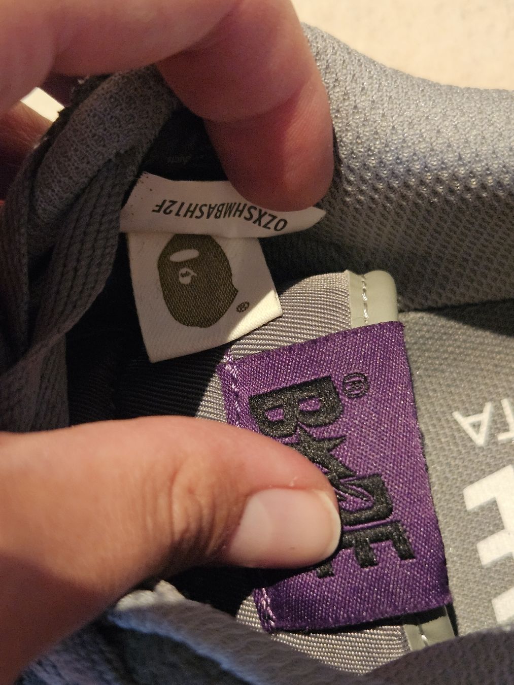 Herrenschuhe: Sneakers Grau Lila Gr39 – Gebraucht aus Masein von Aslechichi 6