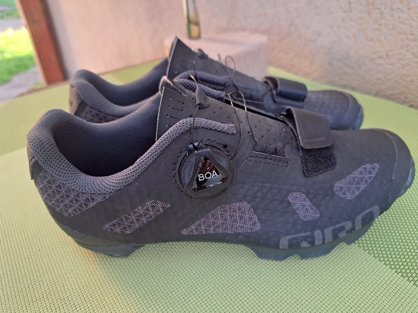 Scarpe da uomo: Giro Fahrrad Klick Schuhe – Nuovo (secondo la descrizione) da Rebstein venduto da sarah_deborah