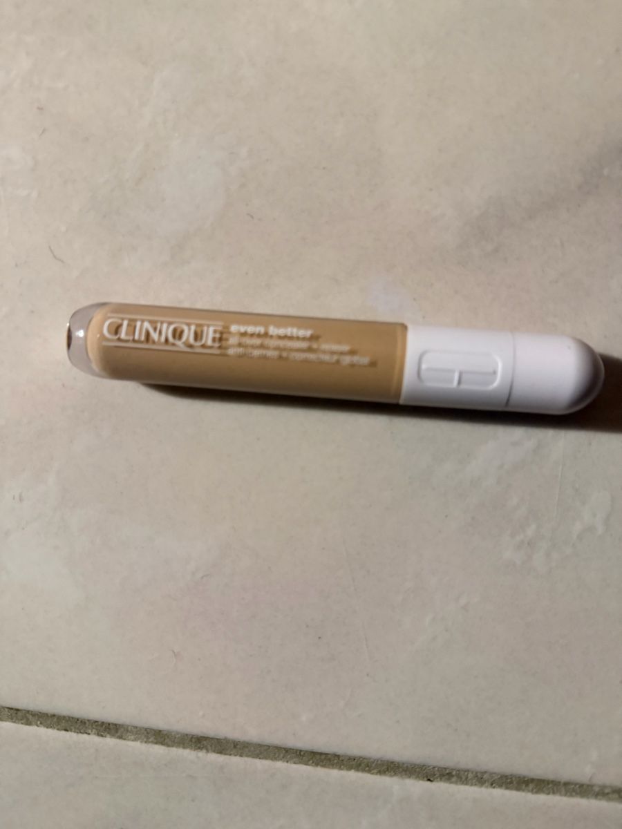 Clinique Make-up: Concealer von Clinique – Usato da Donat venduto da troja007