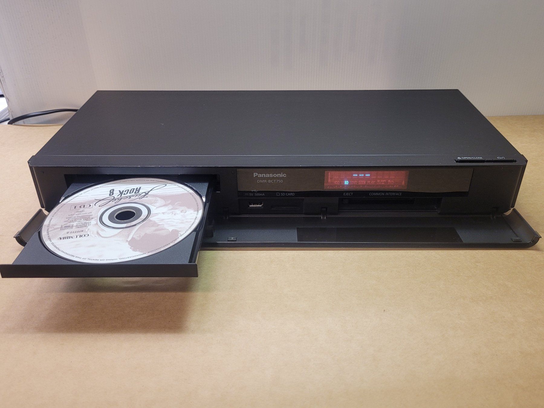 Panasonic Aufnahmegeräte: Panasonic DMRBCT750EG Blu-Ray recorder 500GB – Gebraucht aus Arlesheim von ars_musica 2
