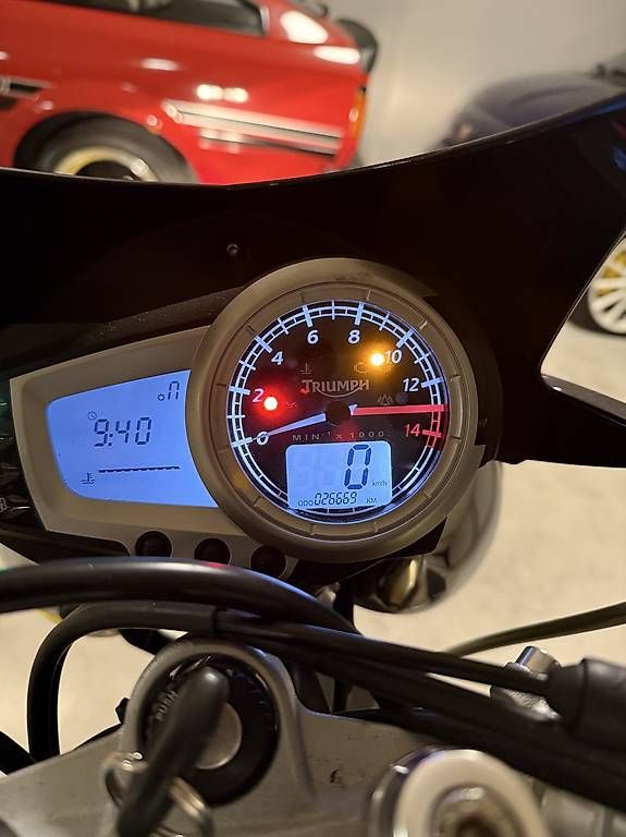 Strada: Triumph Street Triple 675 – Usato da Grüningen venduto da Chriweber 4