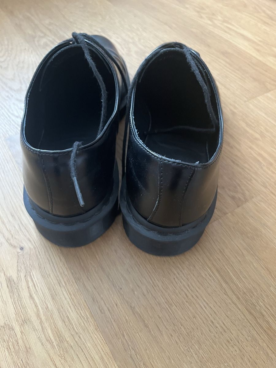 Dr. Martens Scarpe da uomo: Dr. Martens Gr.43 – Nuovo (secondo la descrizione) da Luzern venduto da lou_p8qb 5