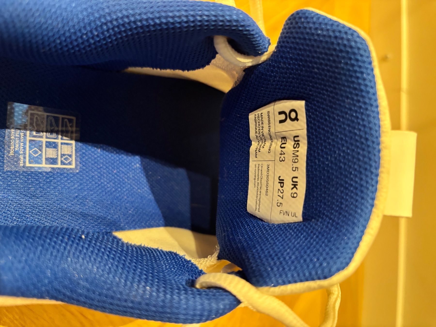 On Scarpe da uomo: ON Schuhe Speedboard Gr. 43 – Usato da Oberägeri venduto da PLB38 3