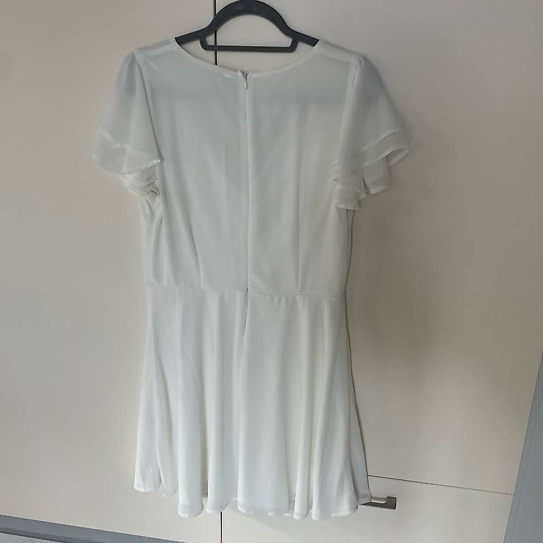 Robes: Weisses Kleid 42 – D'occasion à Itingen par alexasoldie 3