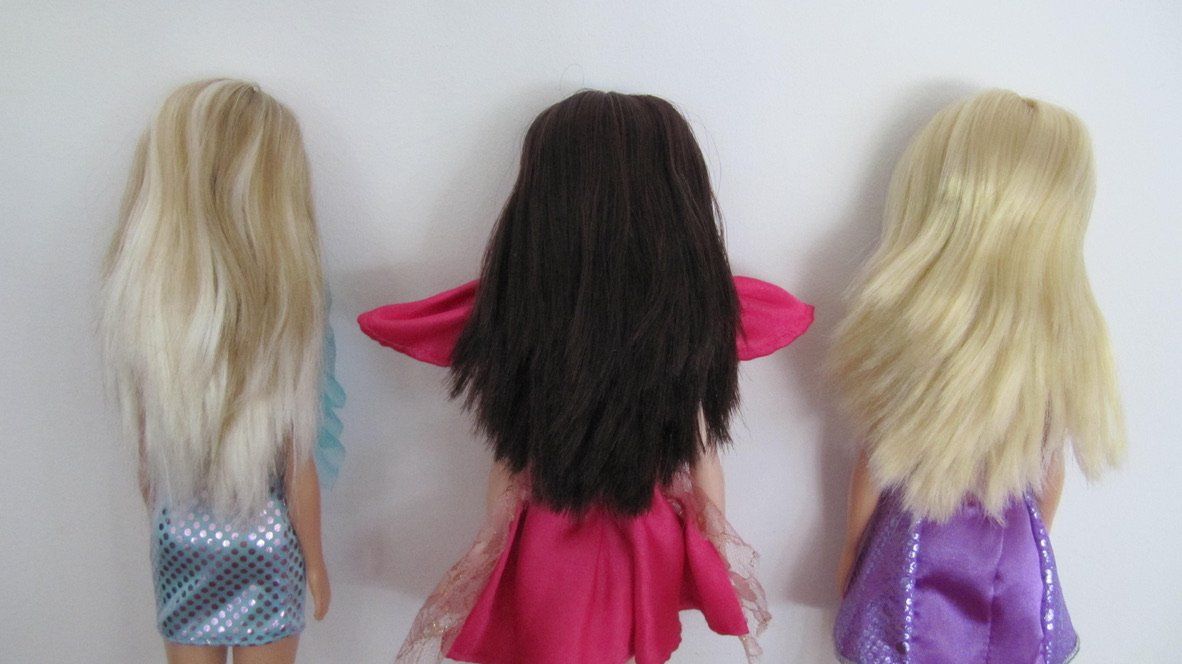 Bambole: Schöne Barbies mit eleganten Kleidern – Usato da Brunnen venduto da Kiwiland1 5