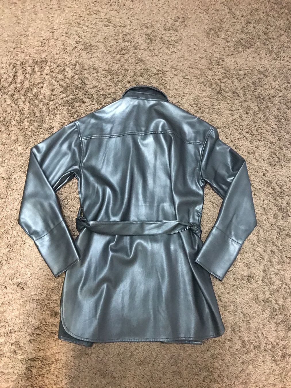 Zebra Camicette: Kunstlederhemd /Jacke Gr M schwarz – Nuovo (secondo la descrizione) da St. Margrethen SG venduto da kellenbh 1