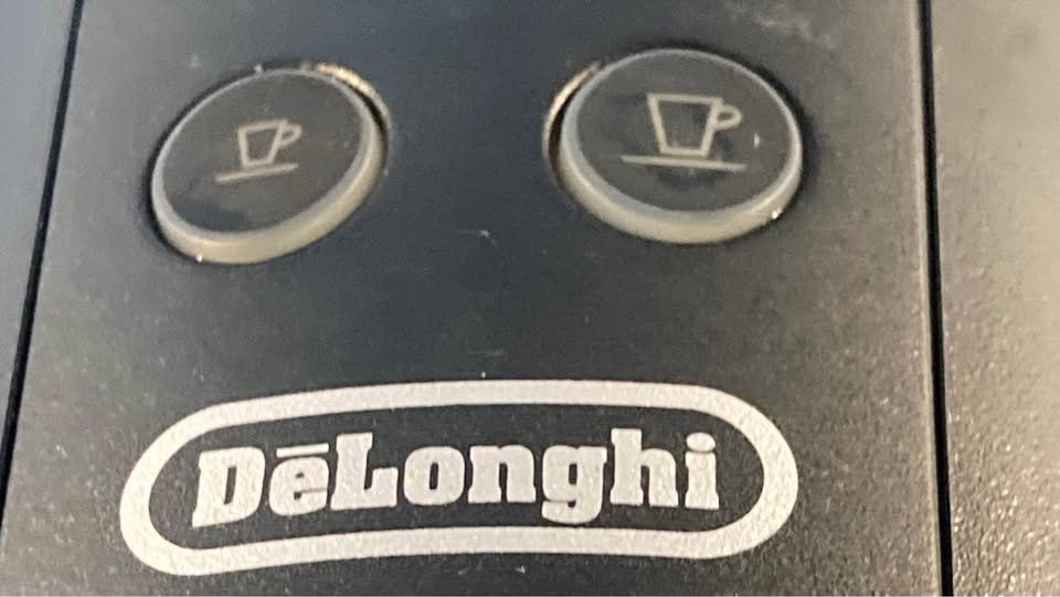 De'Longhi Macchine per caffè & Macchine per espresso: De‘Longhi Nespresso Pixie Kaffeemaschine – Usato da Rudolfstetten venduto da Stellina1975 2