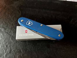 Electrician new run Victorinox limited edition blau Alox neu