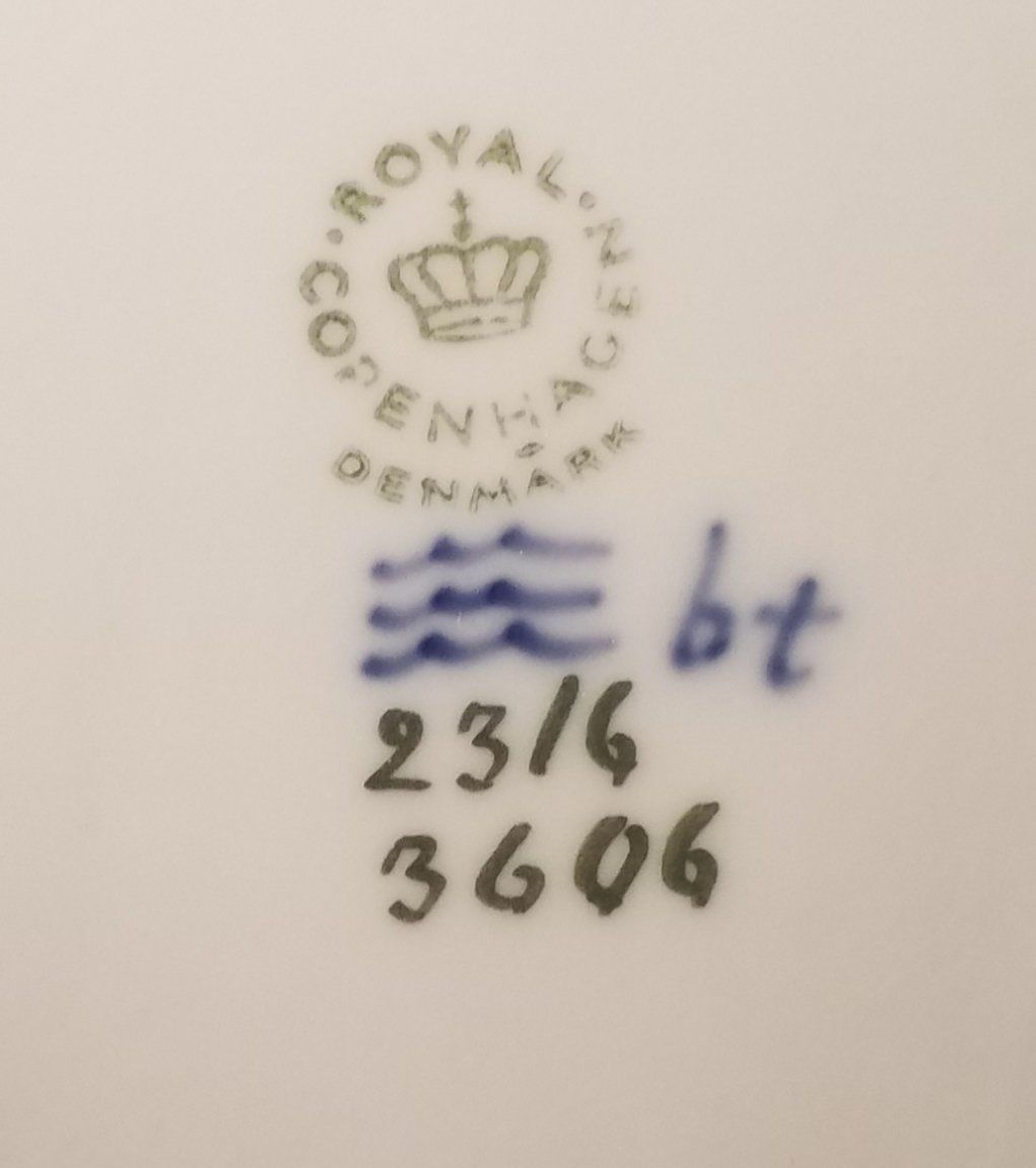 Royal Copenhagen Piatti: Royal Copenhagen - grosser Teller – Usato da Genève venduto da antade 3