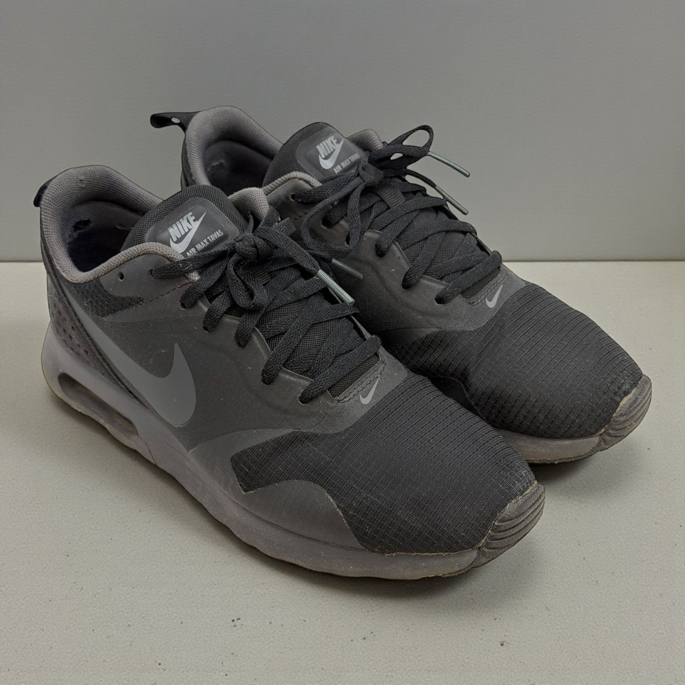 Nike Scarpe da uomo: Nike Air Max Tavas, Pointure 40 – Usato da Morges venduto da Novantica