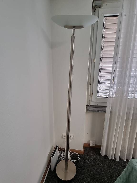 Lampen: Elegante Stehlampen / Deckenfluter – Gebraucht aus Basel von c_s_5wqn