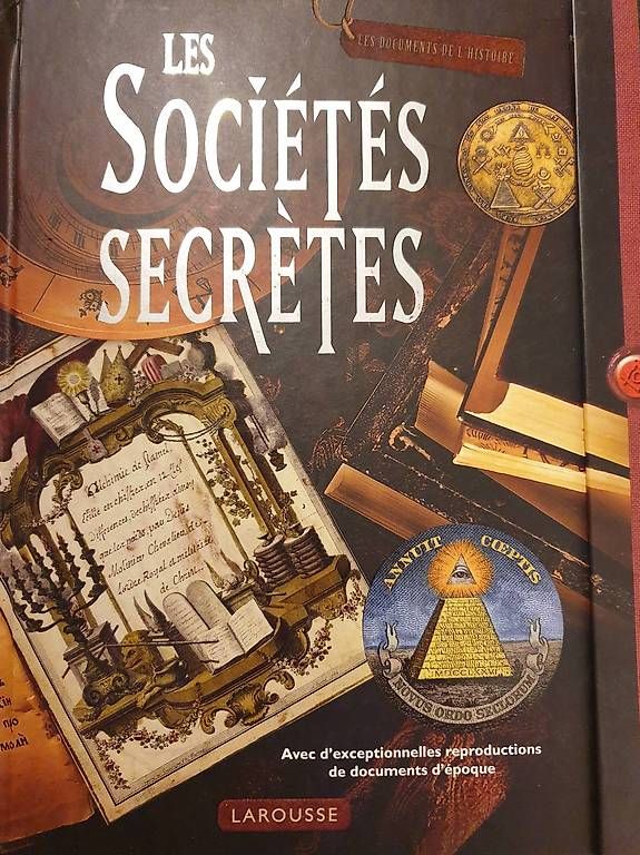 Libri: Divers livres – Usato da Chamoson venduto da Chricou7 4
