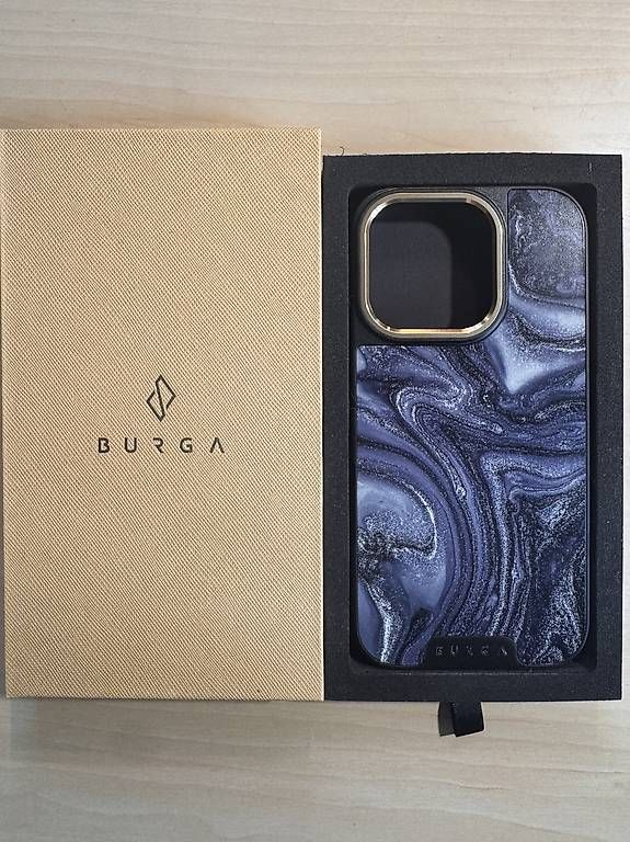 Cover & Protezioni schermo: Navy Trench - iPhone Hülle – Usato da Koppigen venduto da ali_9yzg