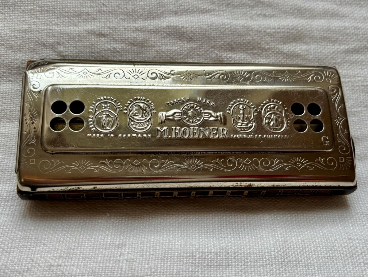 Hohner Strumenti musicali: Doppelseitige Mundharmonika von M. Hohner – Usato da Bern venduto da cocacola123 1