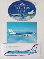 Aviatik Ansichtskarte und Sticker der KLM