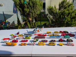 SIKU - GROSSE SAMLUNG SPIELZEGAUTOS - 36 STÜCK