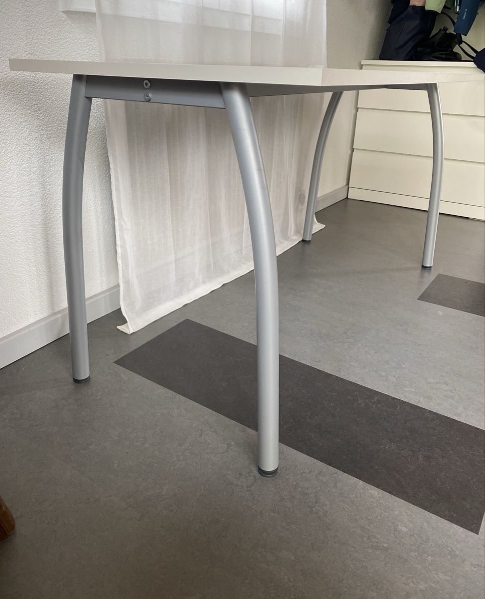 Scrivanie: Schreibtisch – Usato da Liebefeld venduto da Kokosnuss44 1