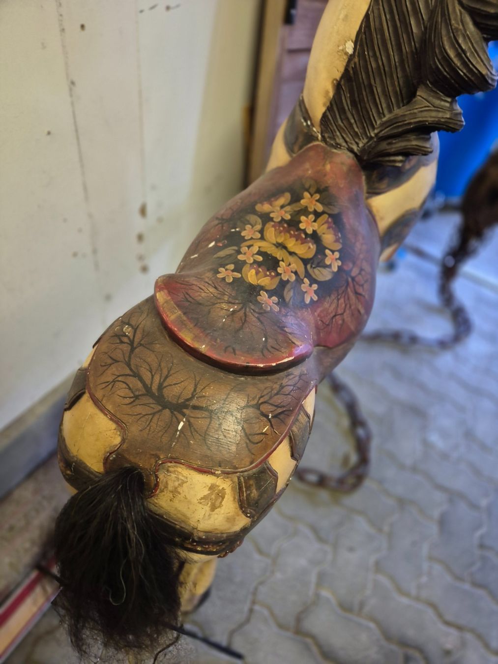 Figuren: Karusselpferd – Gebraucht aus Obermumpf von Dubag 3