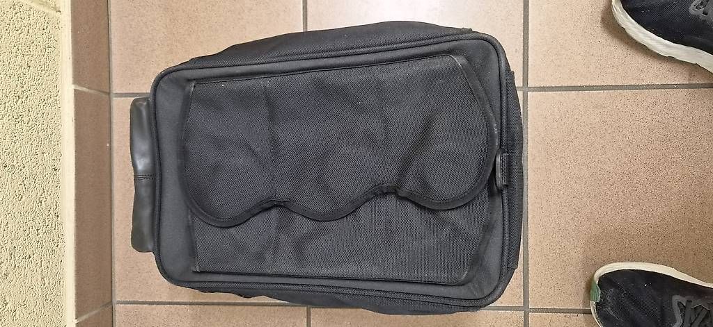Valigie: Sacoche de réservoir moto – Usato da Carouge GE venduto da Zoidbergsw 1
