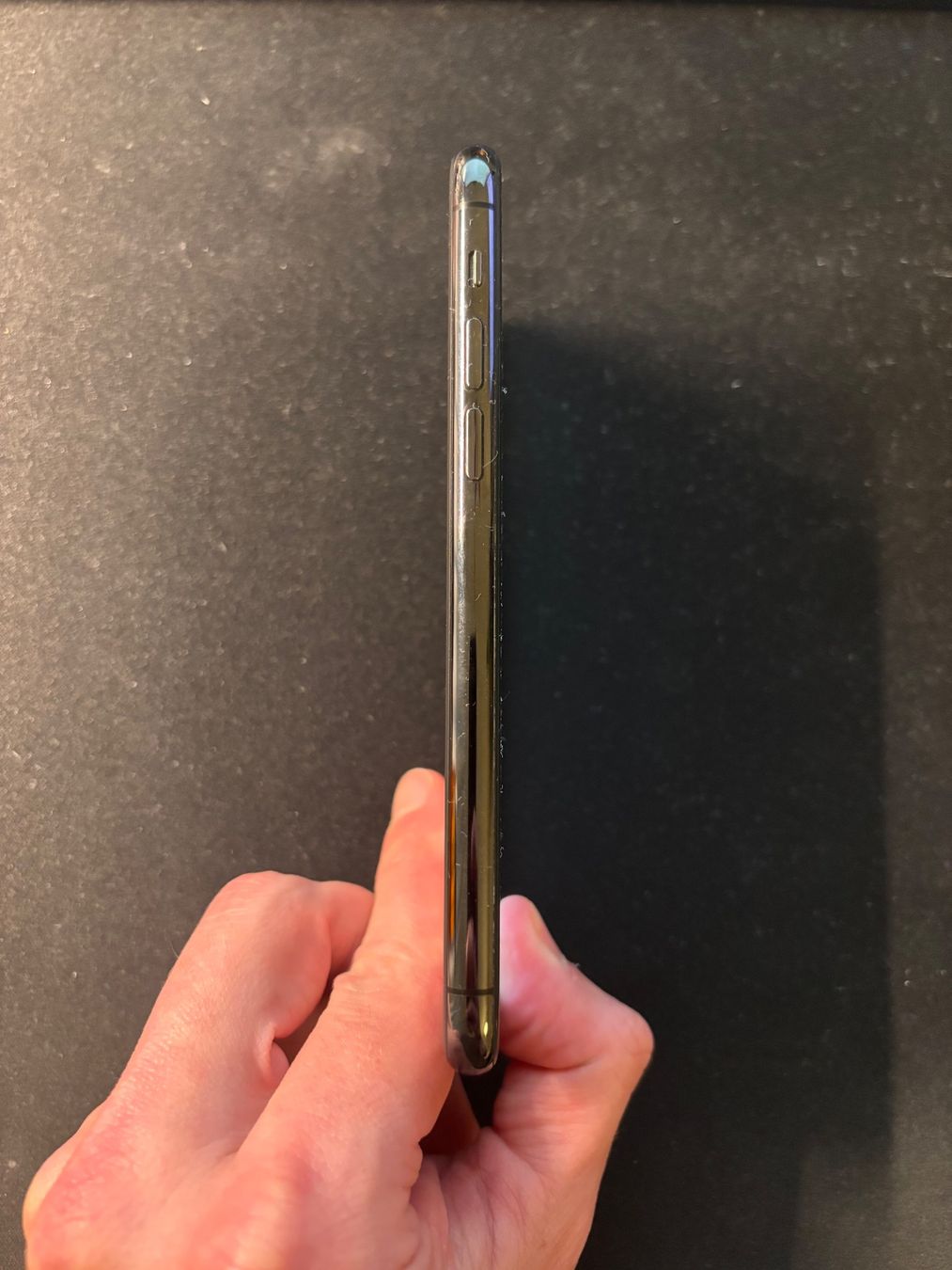 Apple Portables: Apple iPhone 11 Pro 64 GB Space Grau – D'occasion à Jona par mzwei277 3