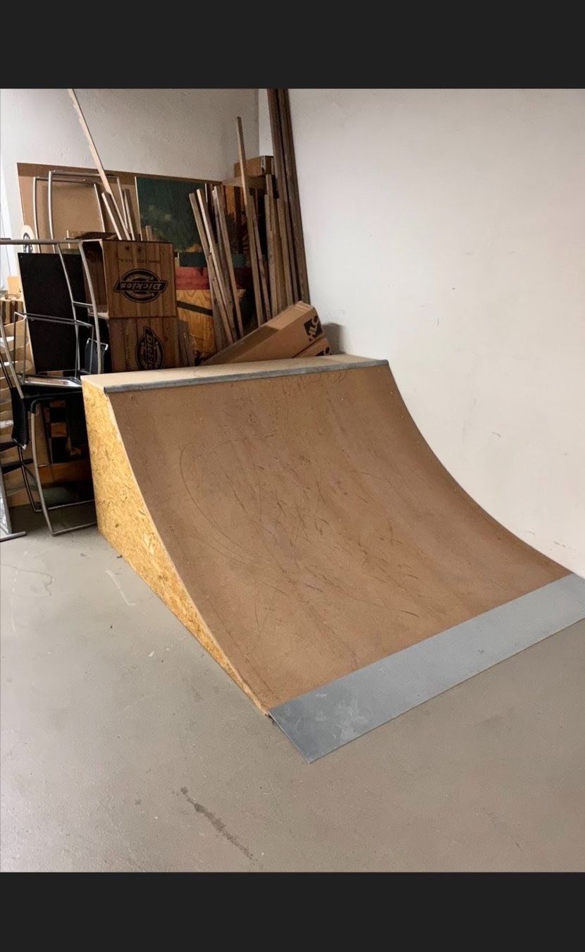 Sonstige Zubehör: Skate-Rampe – Gebraucht aus Niederlenz von pco_577d