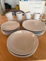 IKEA Geschirrset – 27 Teile, sehr guter Zustand