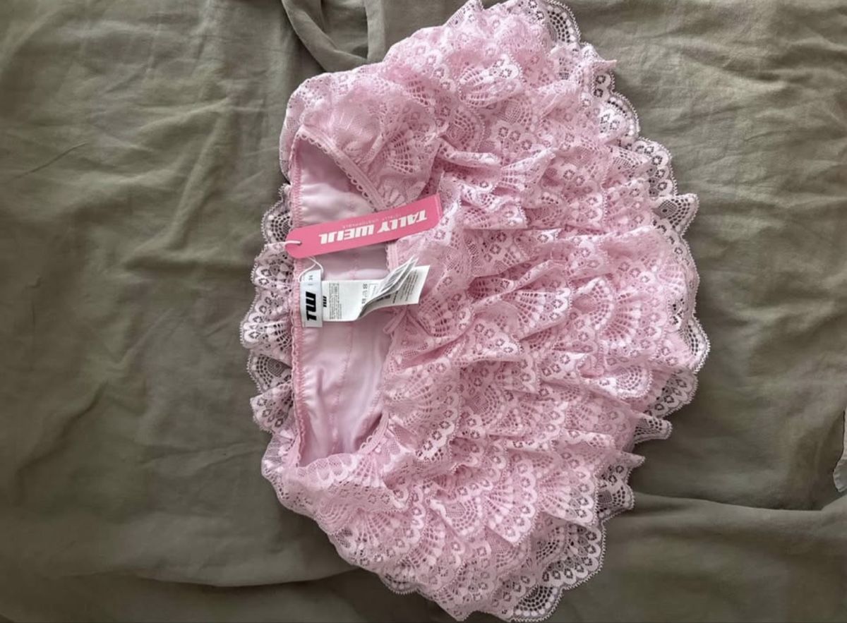Tally Weijl Jupes: Pink shorts  – D'occasion à Biel/Bienne par lae_655t 3