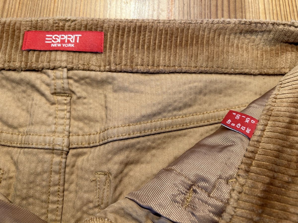 Esprit Gonne: Jupe Cord Esprit Caramel – Usato da Küssnacht am Rigi venduto da bar_w9yj 2