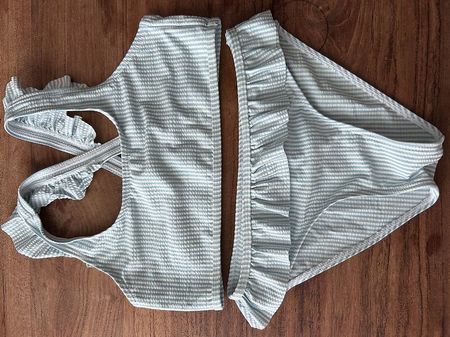 Kinder Bikini 152