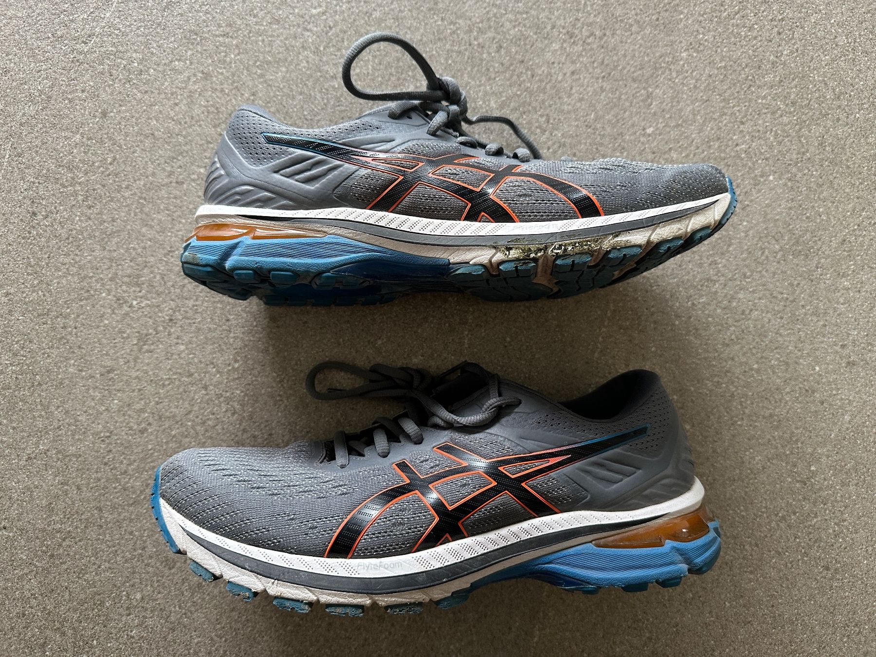 Asics Scarpe da uomo: Asics Laufschuhe GT-2000 9, Gr 42.5 – Usato da Baar venduto da renbee 4