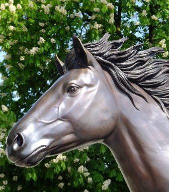 Skulpturen & Statuen: Bronze 'Horse Running on Water' 188cm – Gebraucht aus Stäfa von Satinoir 2