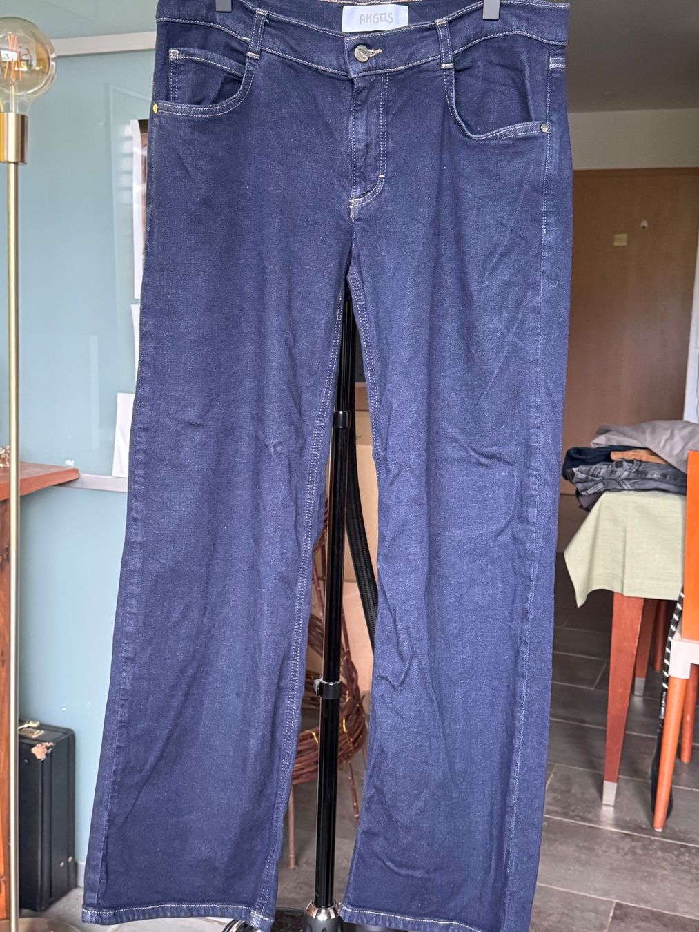 Angels Jeans: Angels Jeans Angels, coupe droite – Usato da Vuisternens-Romont venduto da gol_xp6p 1