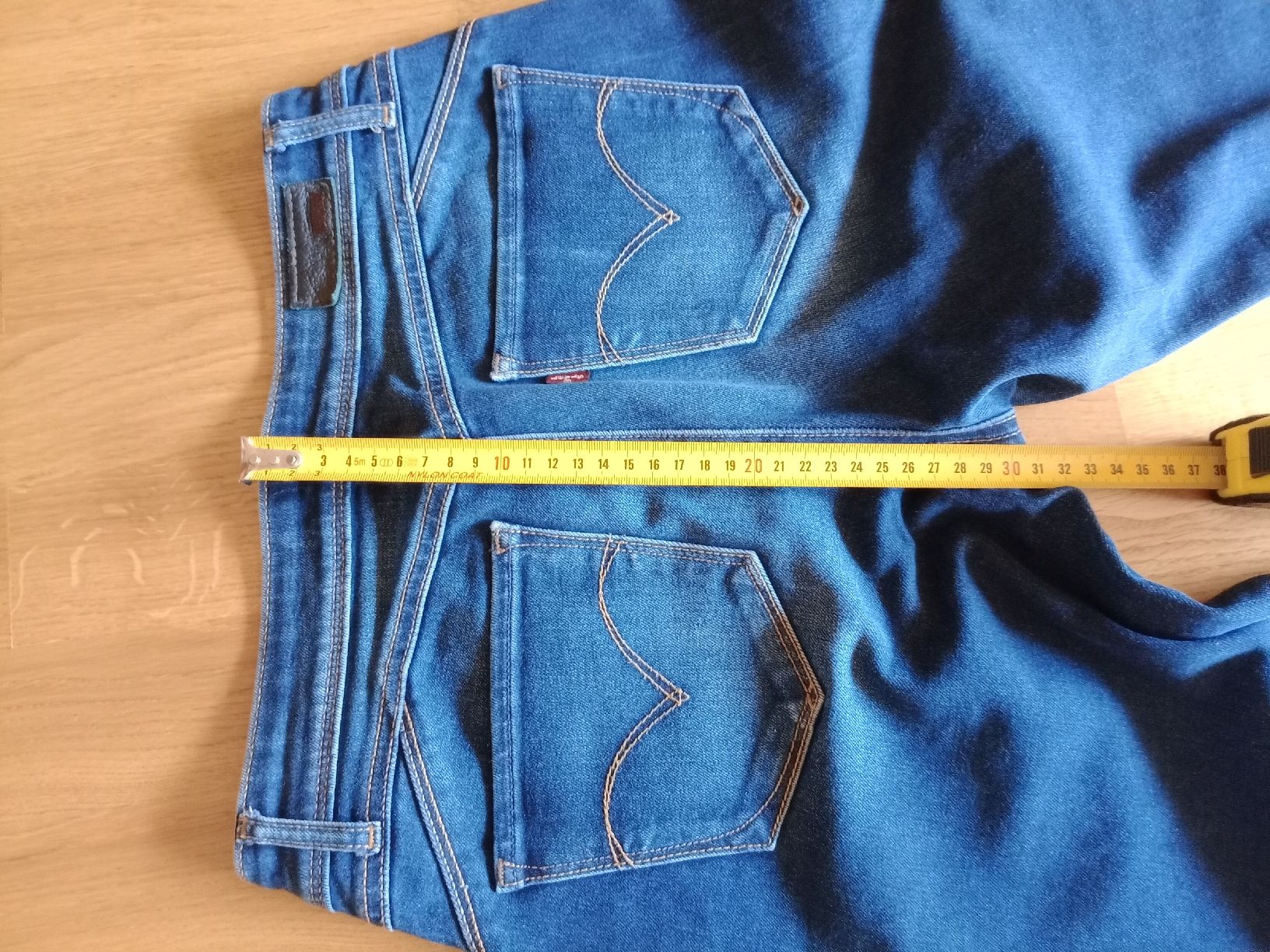 Levi's Jeans: Levis Jeans – Gebraucht aus Disentis-Muster von Bix03 4