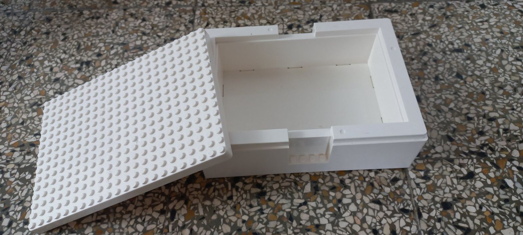 Ikea Altro in Decorazioni & Accessori: Lego ikea box – Usato da Bellelay venduto da Ysmet 1