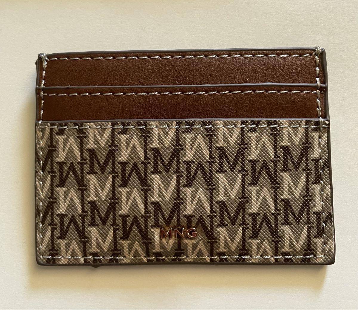 Sonstige Kleidung & Accessoires: Etui Für Visitkarten  Mango neu !  – Neu (gemäss Beschreibung) aus Frenkendorf von Pinda4402