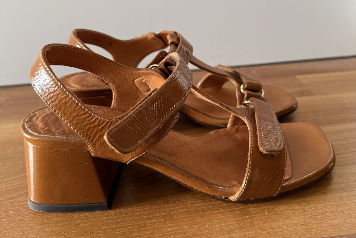 Chie Mihara Scarpe da donna: Sandalette von Chie Mihara – Nuovo (secondo la descrizione) da Bern venduto da Gonz1973 3