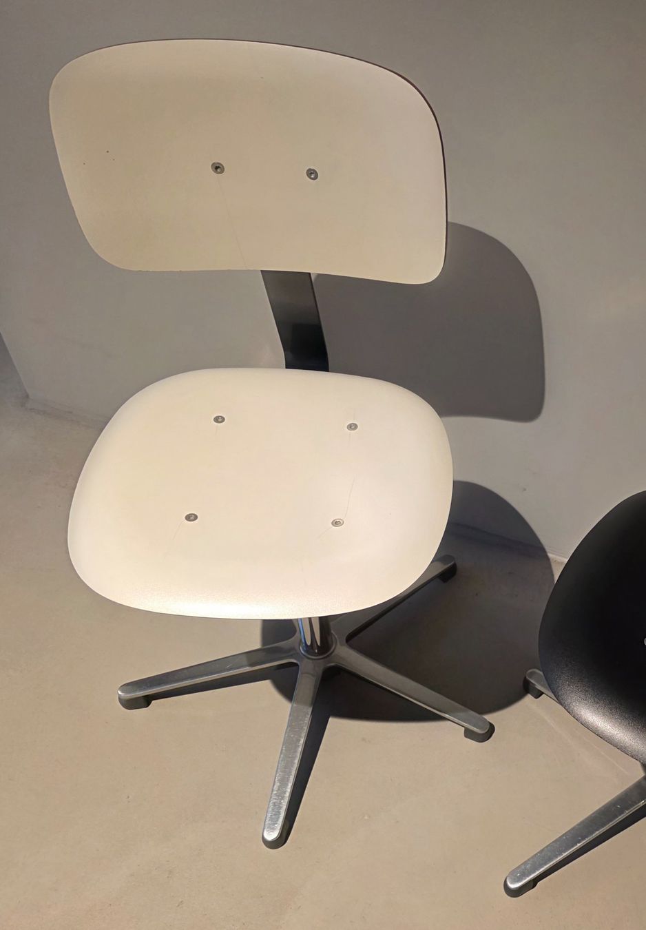 Embru Chaises: embru Schulstuhl in Weiss – D'occasion à Küsnacht ZH par Flo_zh 1