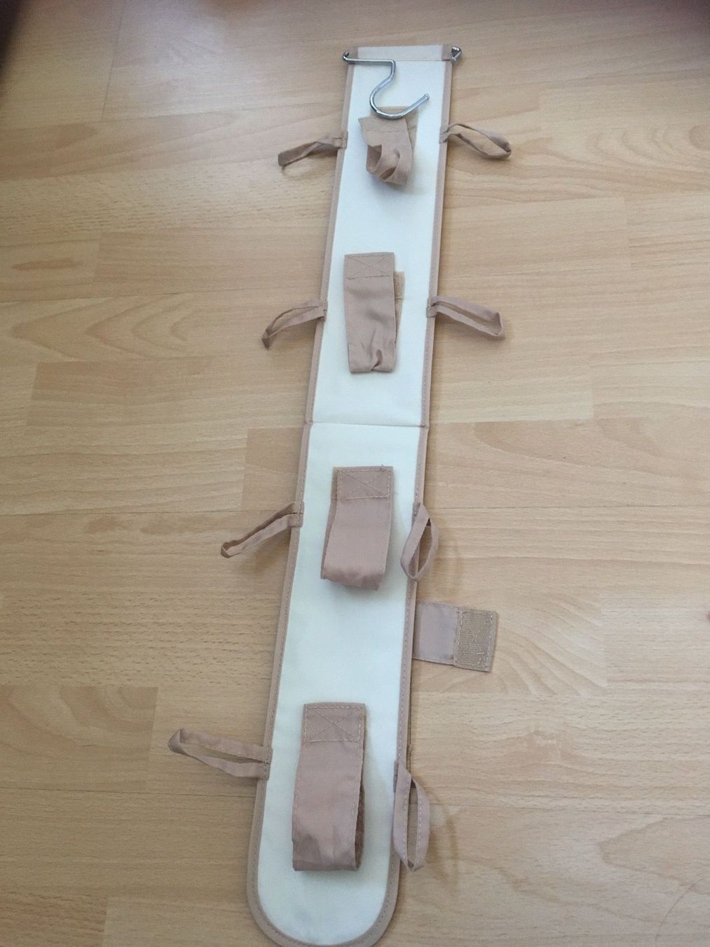 Appendiabiti: Schal und Taschen Organizer – Usato da Unterkulm venduto da Lotusblume81