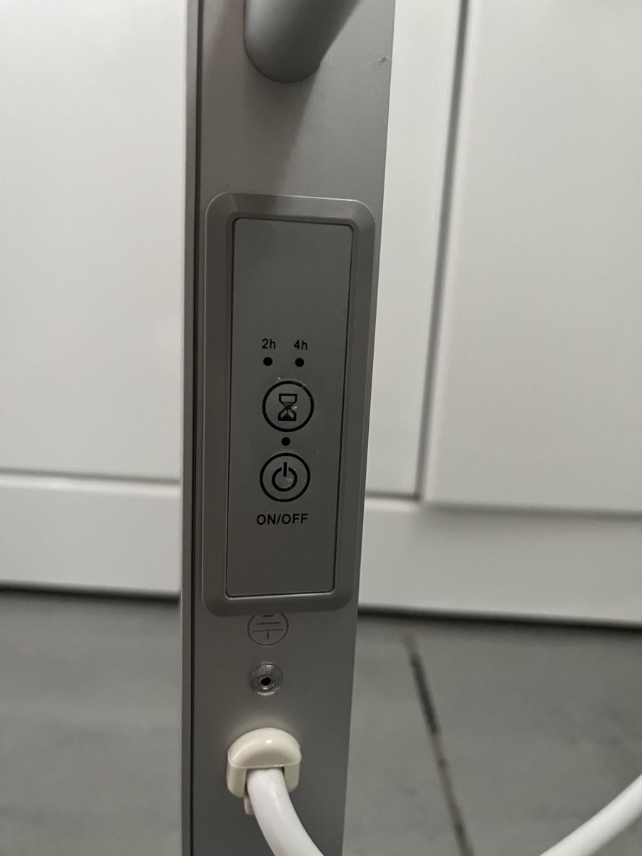 Heizgeräte: Elektrischer Handtuchwärmer 5 Stangen Timerfunktion – Gebraucht aus Susten von Emons 1
