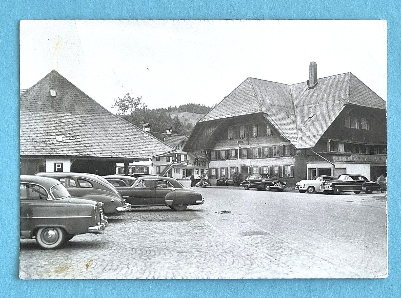 Cartoline postali: Zollbrück - Restaurant Rösli - Oldtimer - Feldpost GEB BR – Usato da Rothrist venduto da RROENK